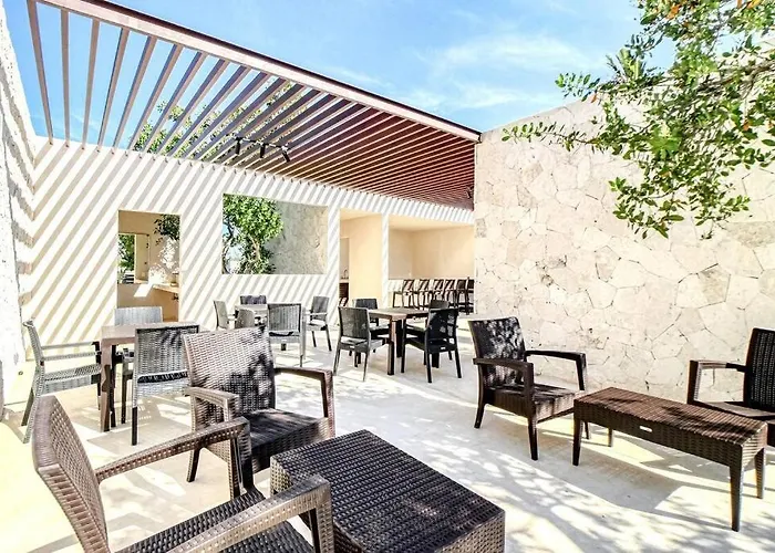 Bay With Access To The 7 Rooftop Pools * Akumal